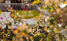 Ericeira Chill Hill Hostel&Private Rooms - Peach Garden